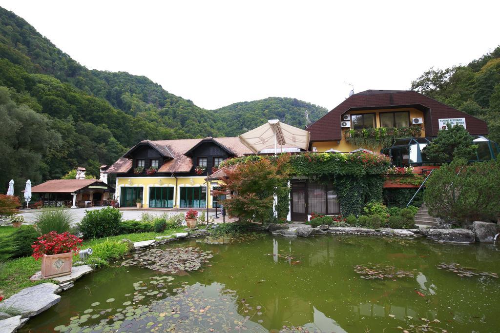Kumrovec Guesthouse Villa Zelenjak Ventek מראה חיצוני תמונה